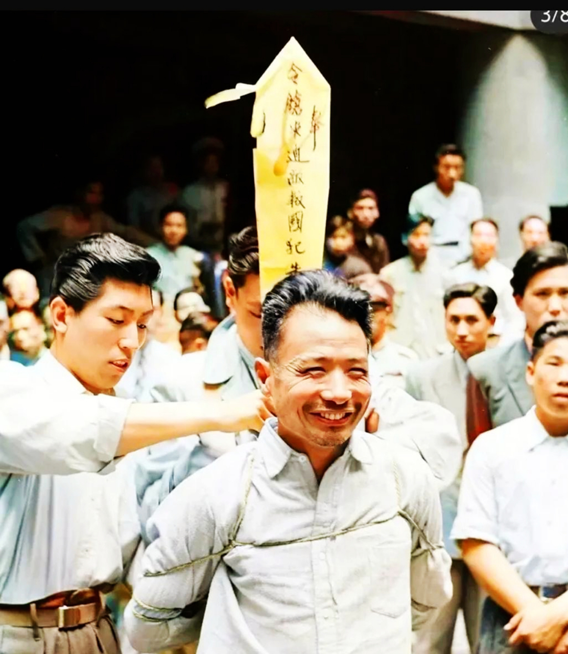 它在敌方相机面前看起来很公平,并暴露了其他相机.