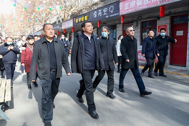 武健鹏督导文明城市创建工作