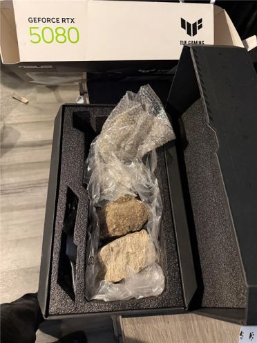 花八千多买RTX 5080却收到石头：买家哭诉不退款也不换货！