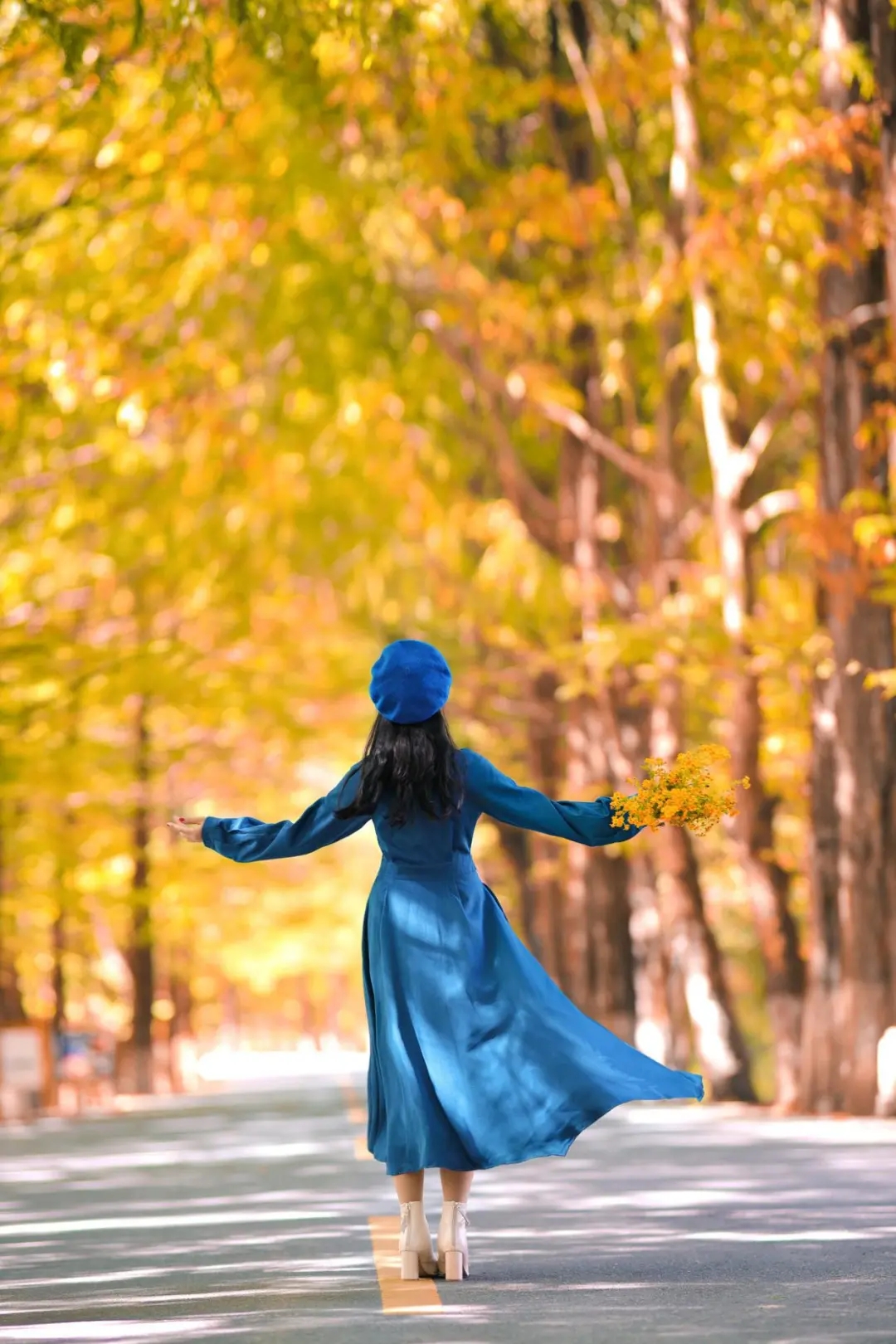 中年女性如何拍唯美好看的秋景人像?7个技巧,拍照唯美有气质