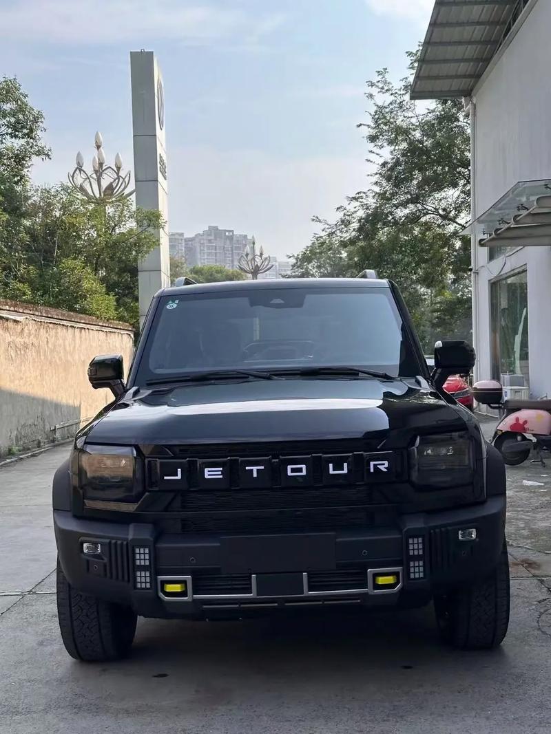 推荐一辆15万到20万之间外观时尚的越野车?