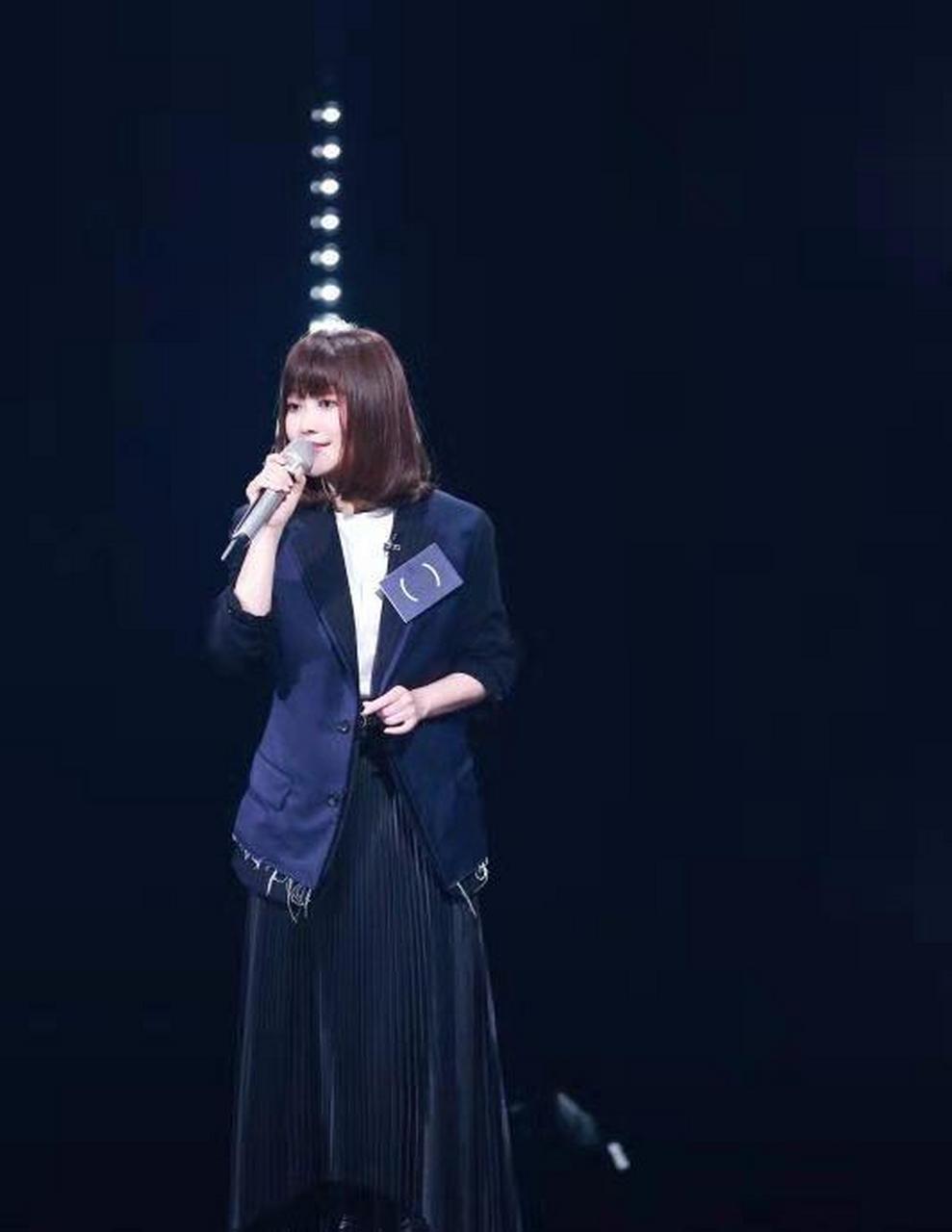 困兽这首歌越听越好听,虽然还有进步空间,但凡宇绝对是前途无量,未来