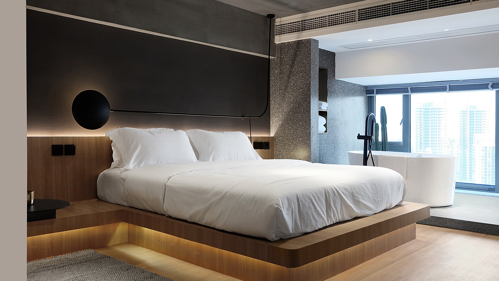 开放式浴室,颜值翻倍同时,还能沐浴百般享受,你家卫生间有吗?