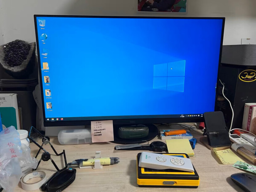 hkc显示器属于什么档次