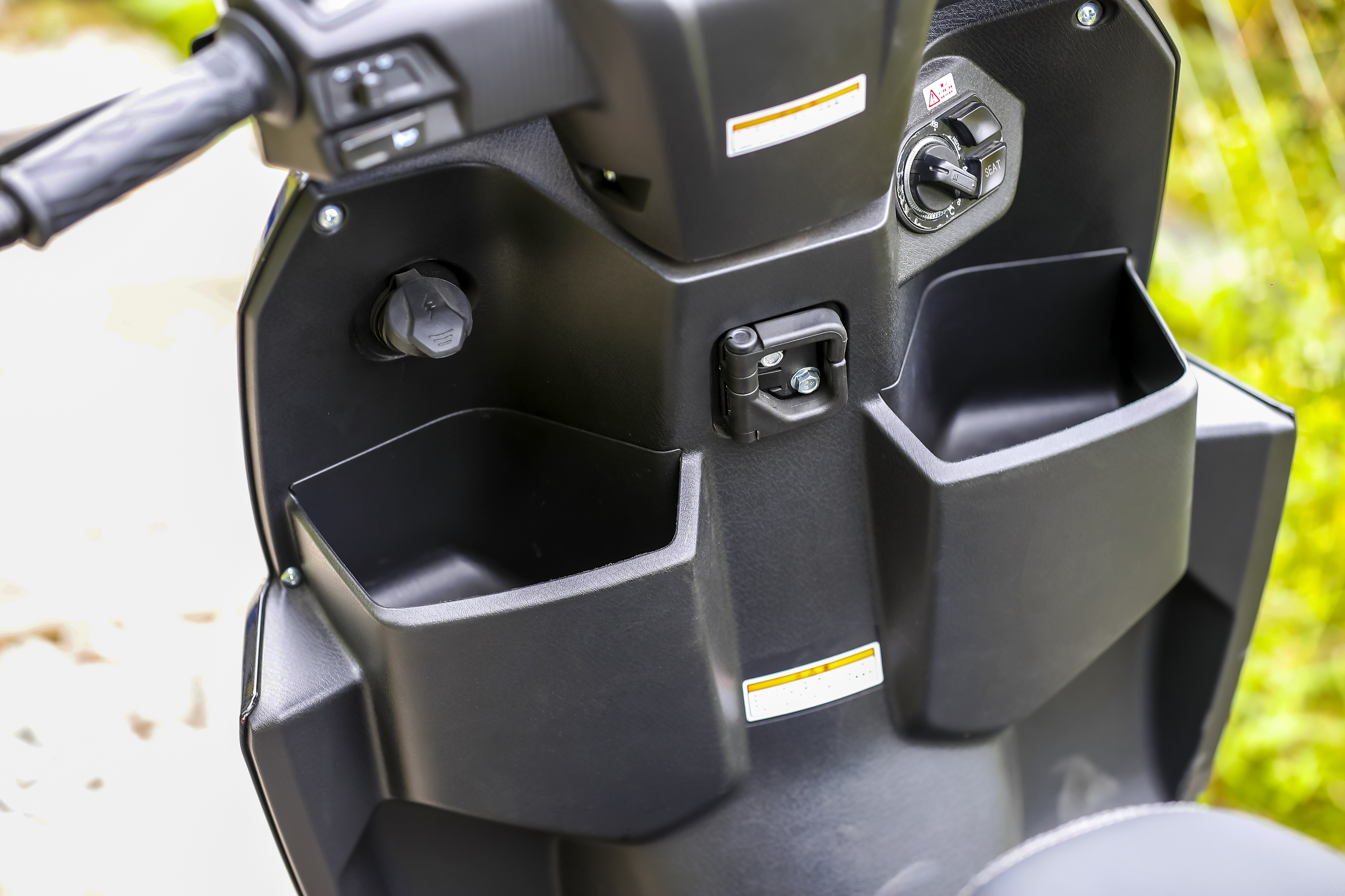 力帆水冷150踏板抢先亮相,led加abs,油耗2.37l,售7980起