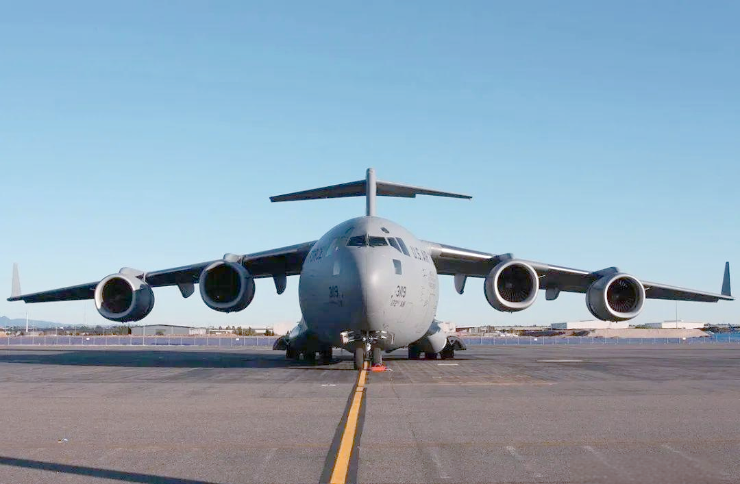 c-17运输机:从阿富汗事件到全球战略意义
