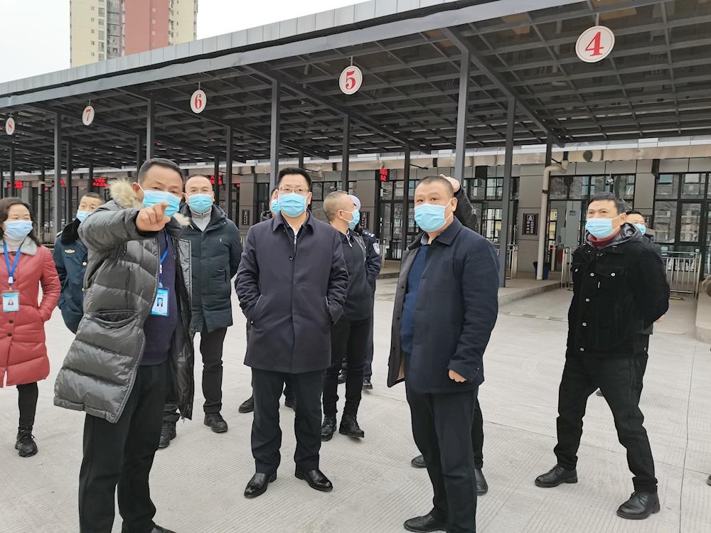 古蔺县委书记李万忠率队开展元旦节前安全检查