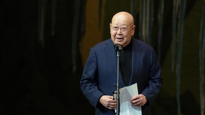 五位上海京剧院院长见证下,尚长荣给学生上"最后一课"