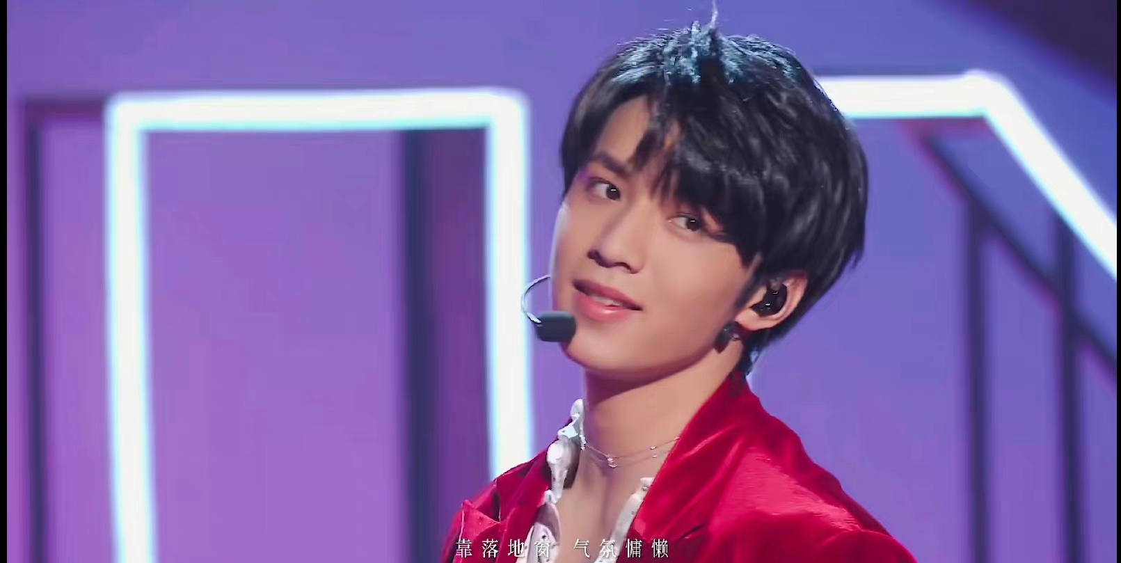 丨 刘耀文新歌《falling you》q音新歌榜,流行指数榜双冠达成!