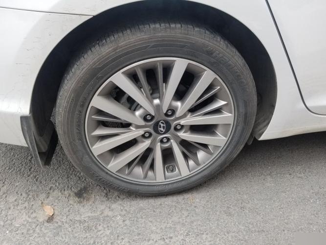 现代名图轮胎多久更换,现代名图车轮胎多少钱一个