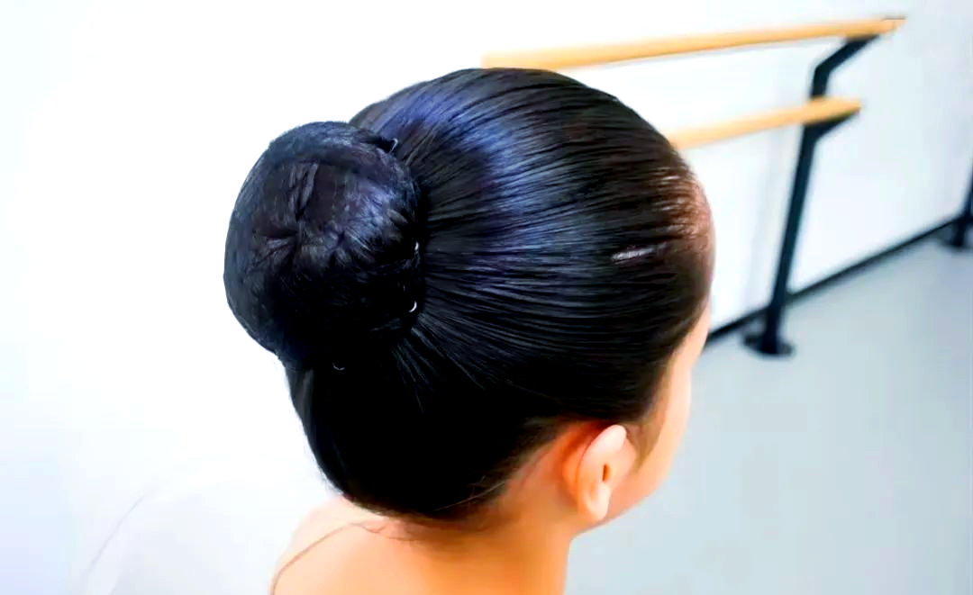 舞蹈课堂上的盘发秘诀,让你的舞蹈更上一层