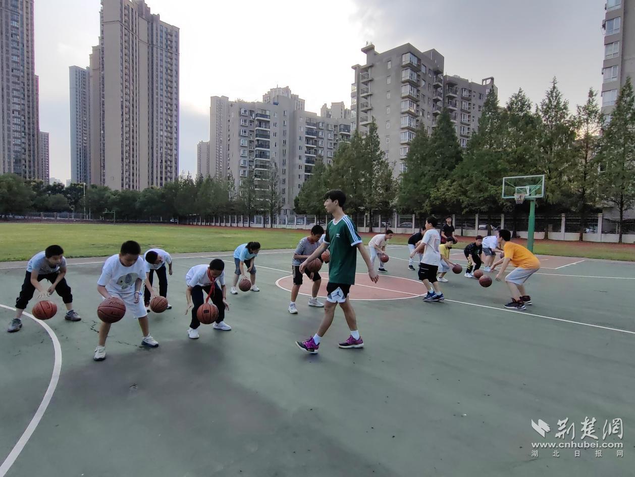 武汉市拦江堤中学博雅社团活动异彩纷呈