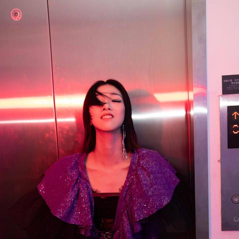 火箭少女护送yamy上热搜了?是怎么回事?