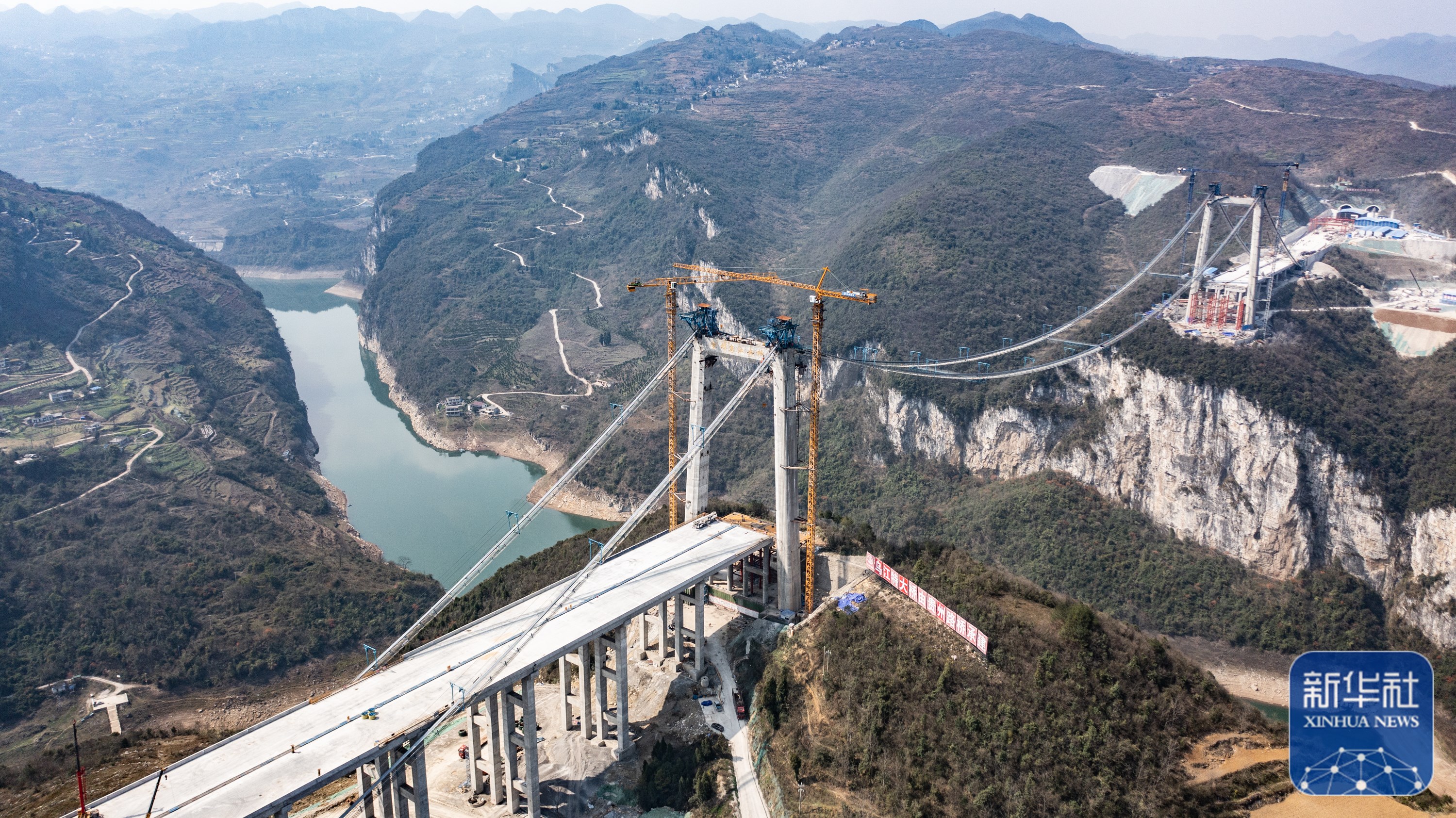 金烽乌江大桥建设稳步推进