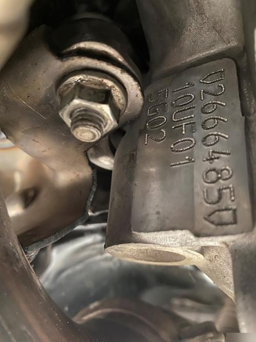 潍柴发动机号钢印在哪个位置?