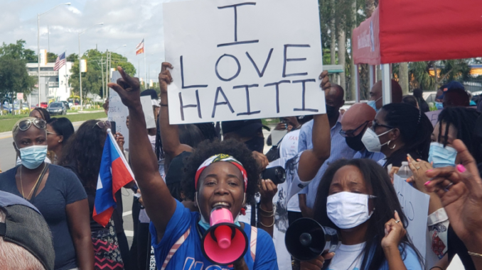 美国宣布接受乌难民 美媒:别被虚假的"人道主义"姿态所愚弄!