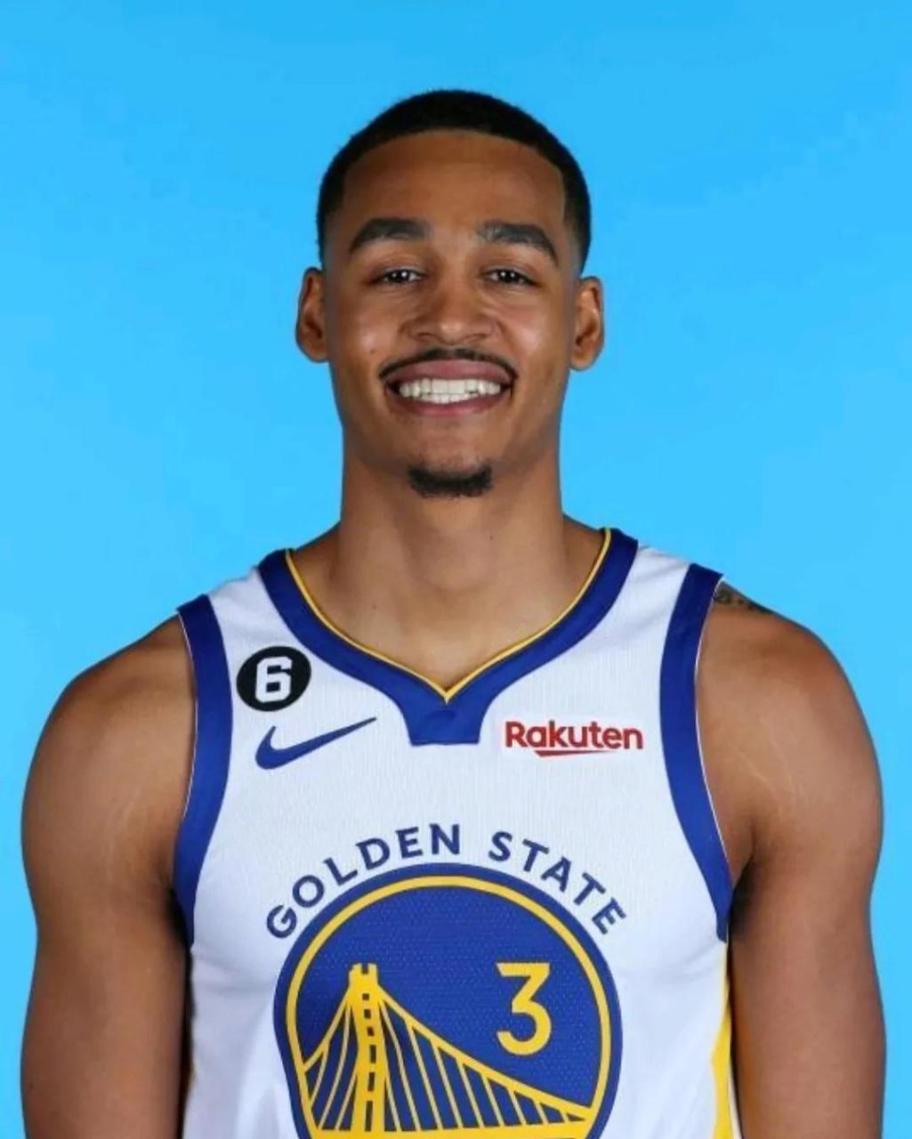 乔丹普尔只是常规赛的普尔  普尔常规赛数据:20.4分2.7篮板4.