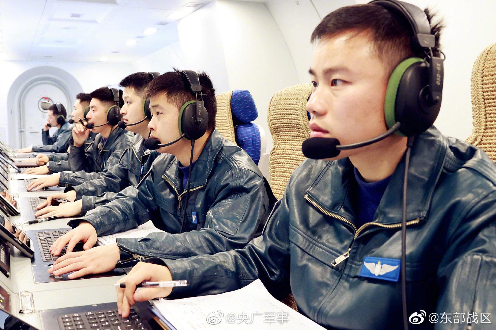 36小时不间断!多图直击海军航空兵侦察预警训练