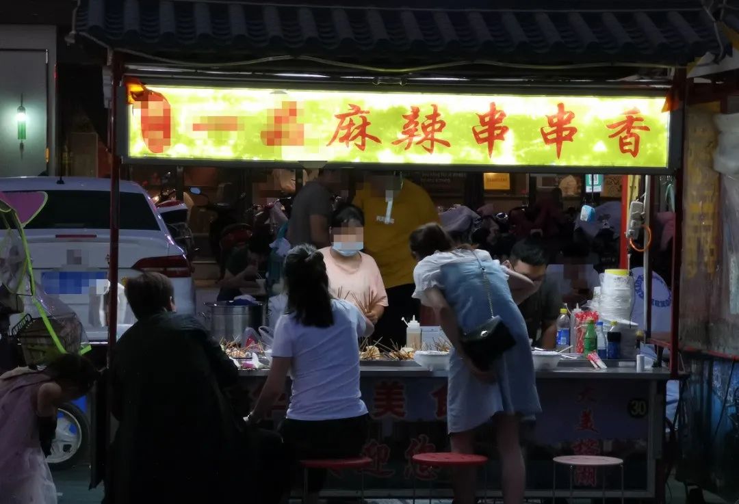 柘城有一种夜生活叫逛美食街