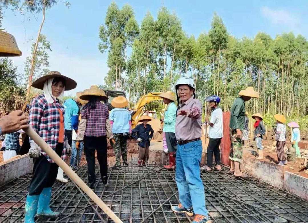 雷州市乌石镇爱心协会捐建北和村路桥