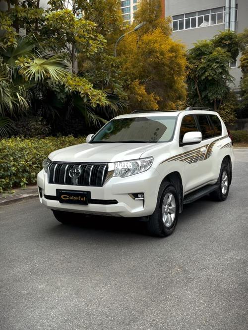 2021款配备四驱非承载系统,仅需26万起售.