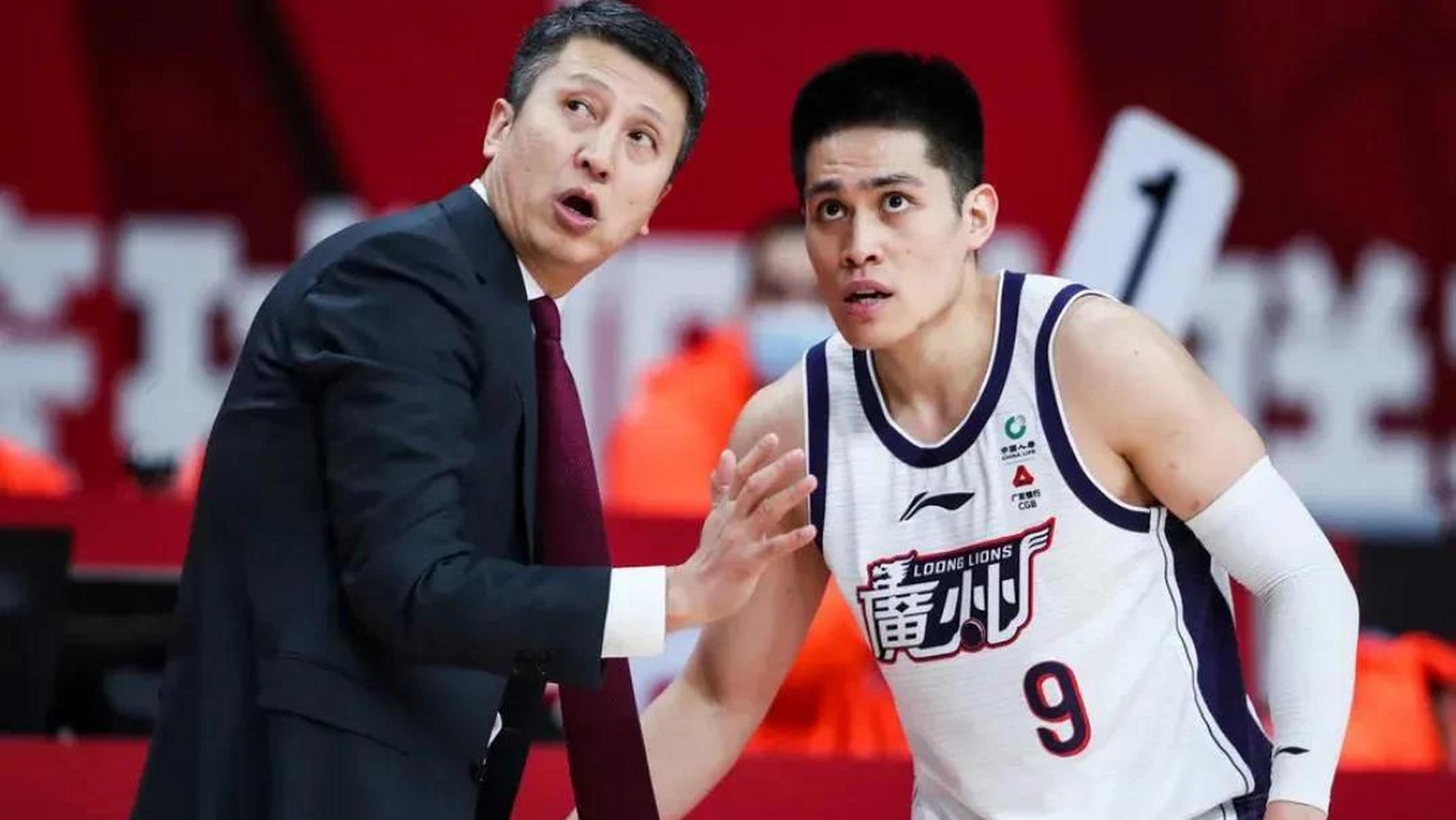 郭仕强与广州龙狮队完成5年合同续约,王博将面临下课.