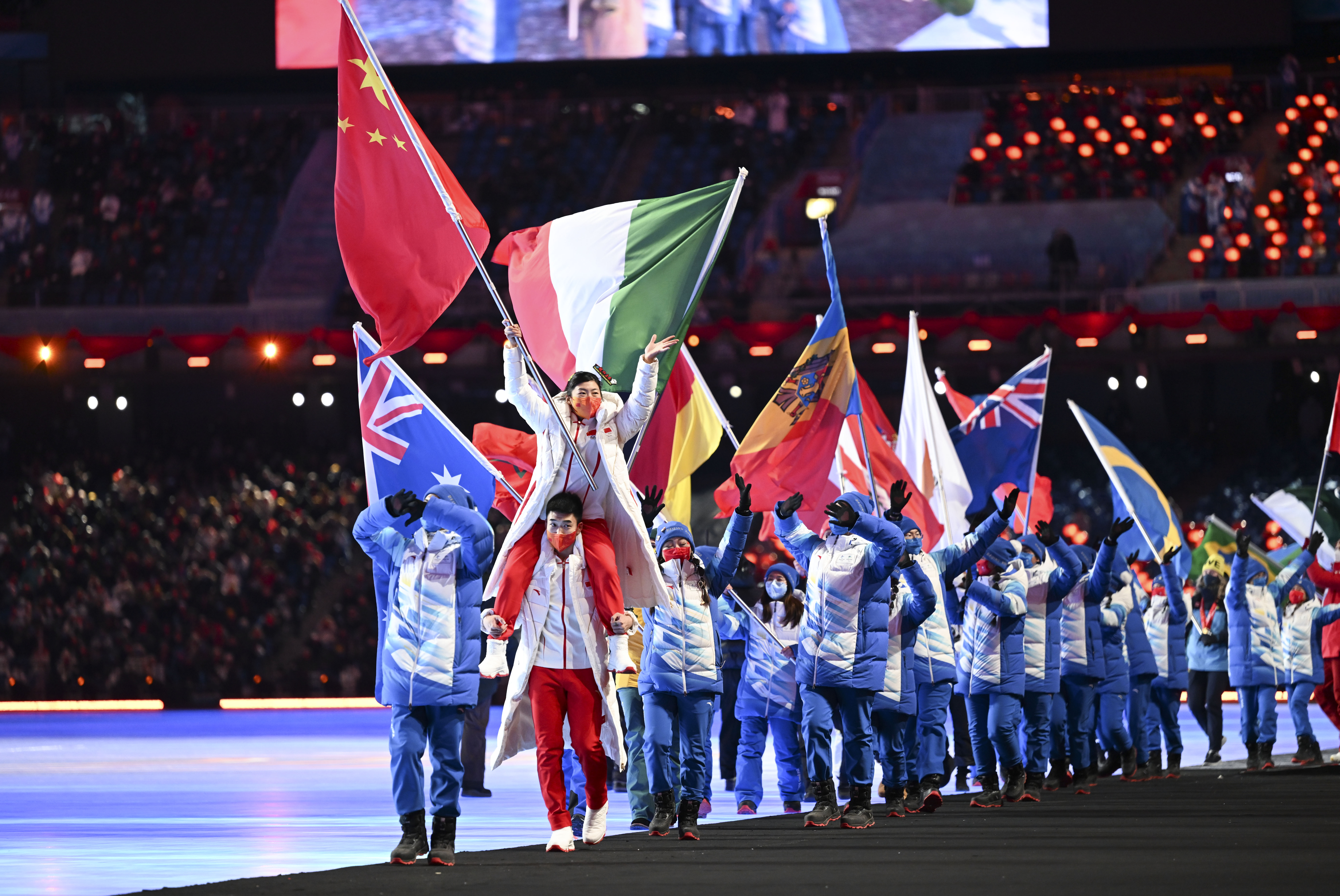 2022冬奥会运动员入场图片