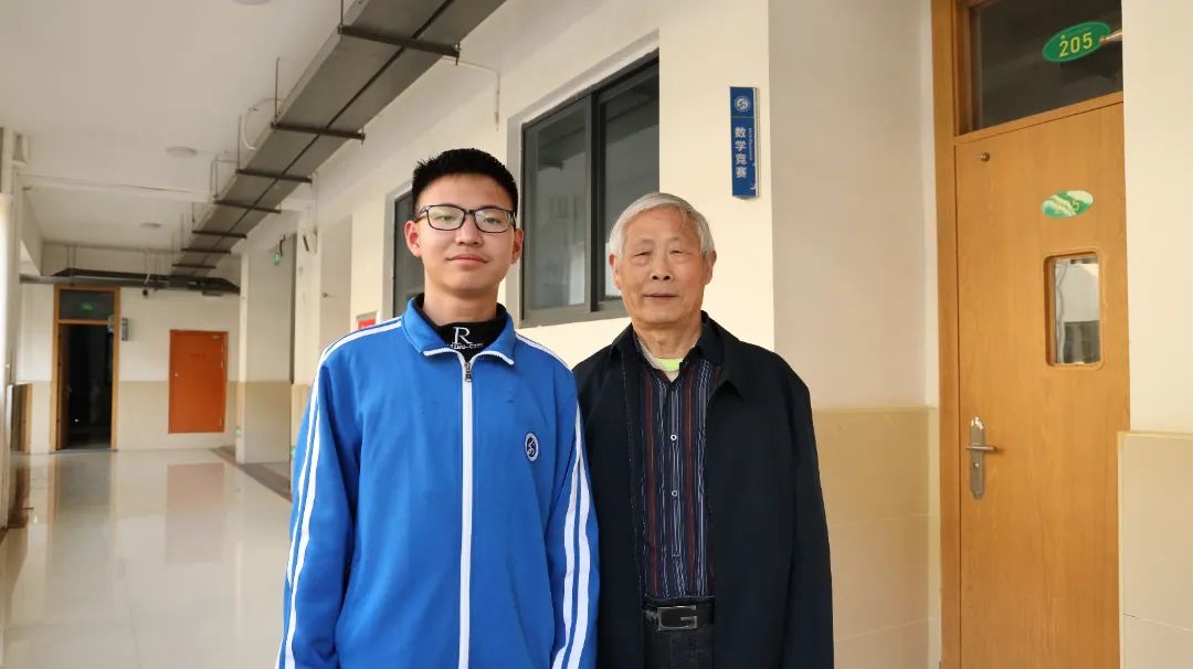 中学生直读硕士16岁南昌少年熊奕涵我也曾考过0分