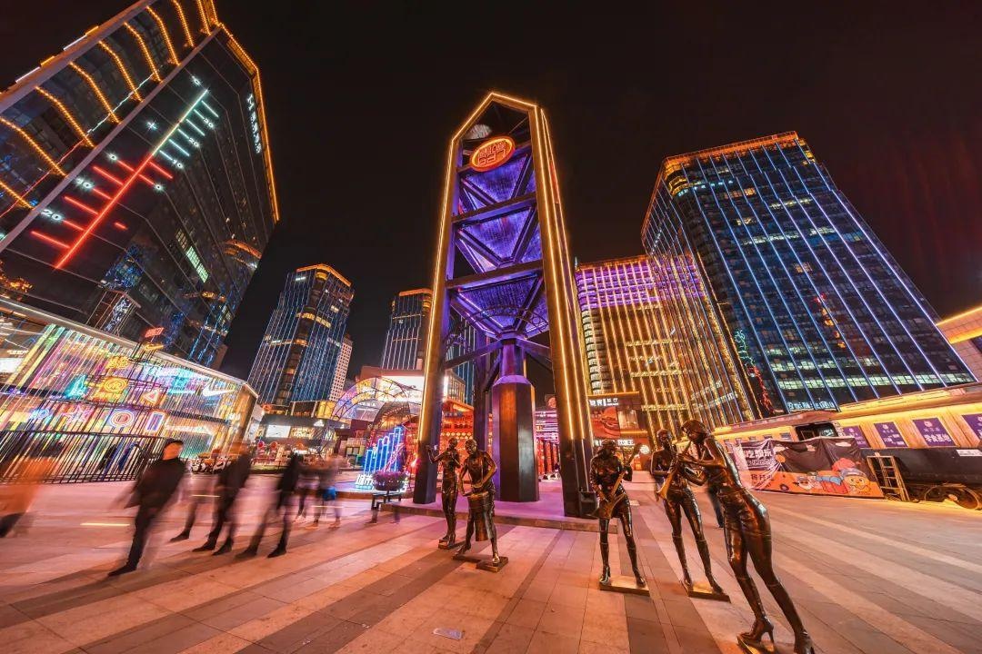 夜唐道 海东 摄