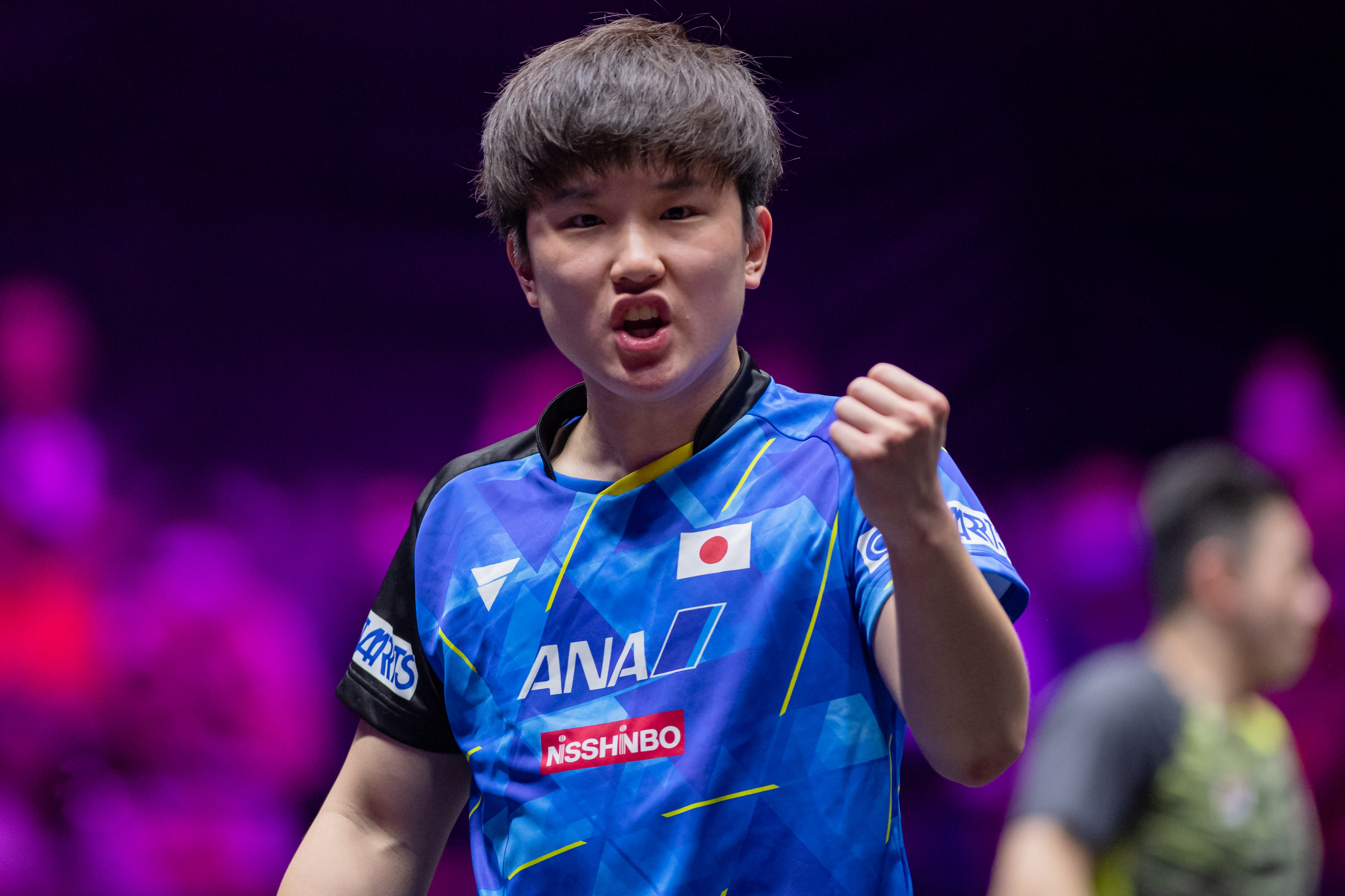 乒乓球——澳门冠军赛:张本智和晋级八强