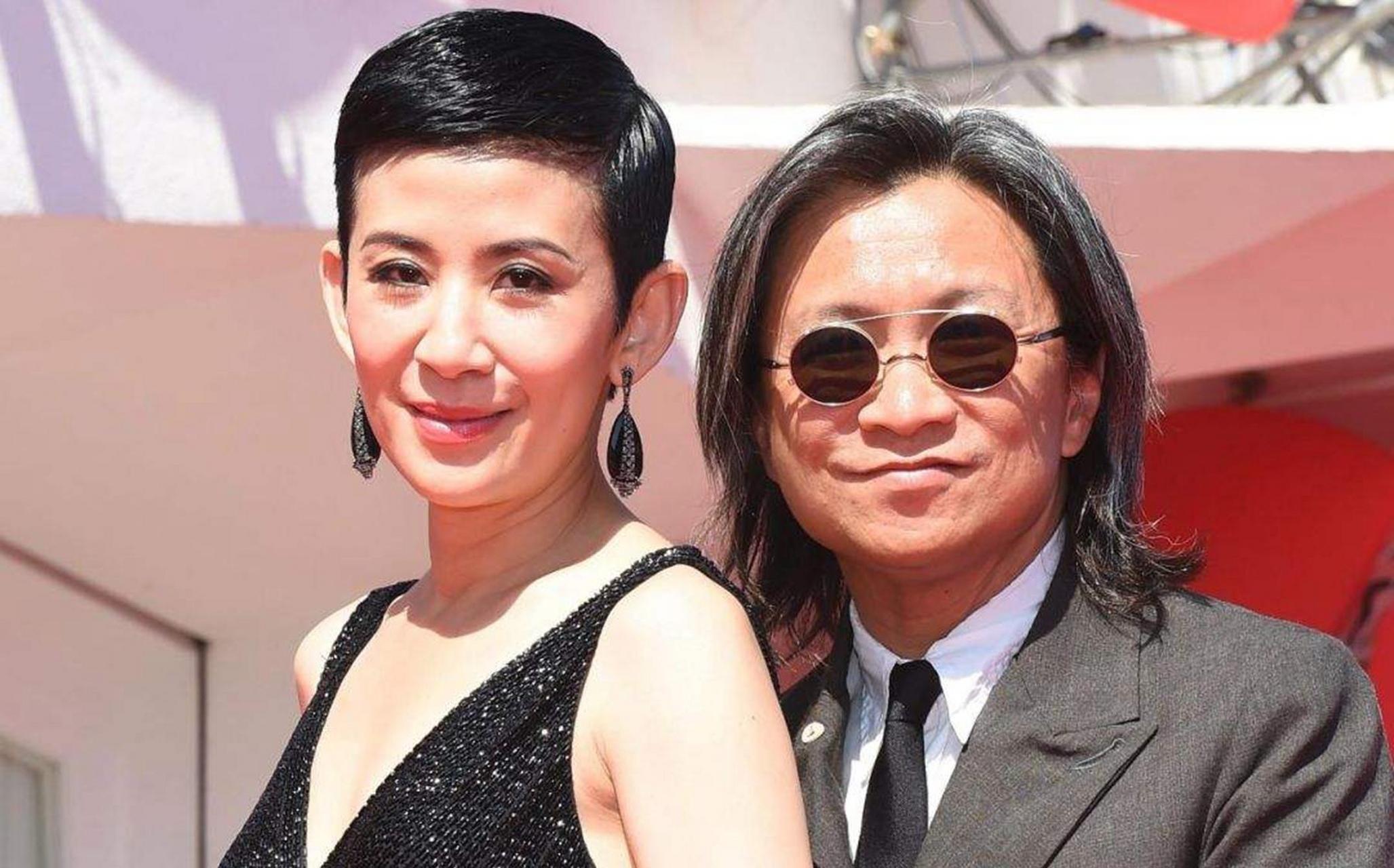 当年,吴君如还在和杜德伟拍拖,有一次她要来内地参加商演,没想到第二