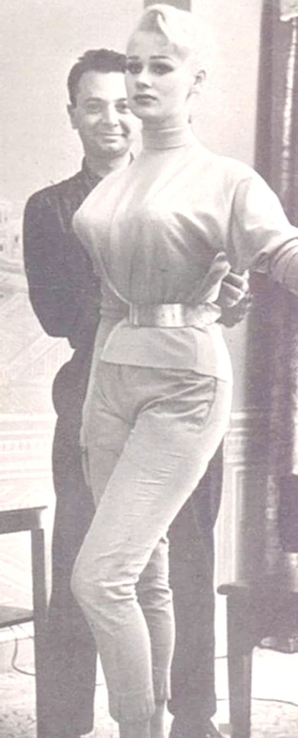 从束腰看女性审美:细腰背后的人性考验