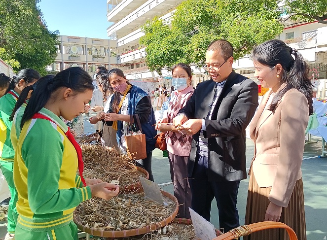 千名学生千幅作品 番禺区大石小学举办首届书画展活动