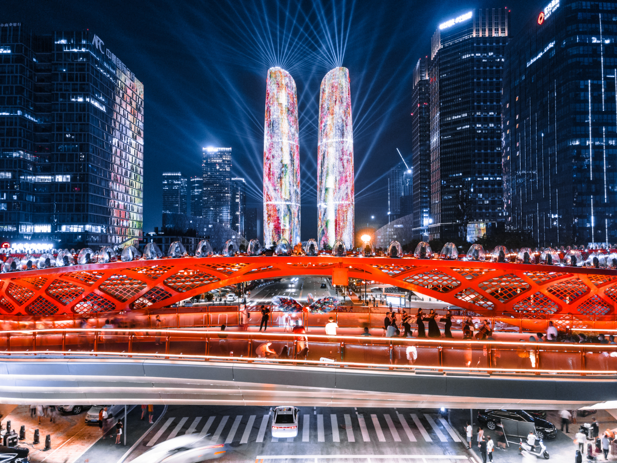 崛起中的世界级新商圈 交子大道开街 成都高新区加快建设交子公园金融