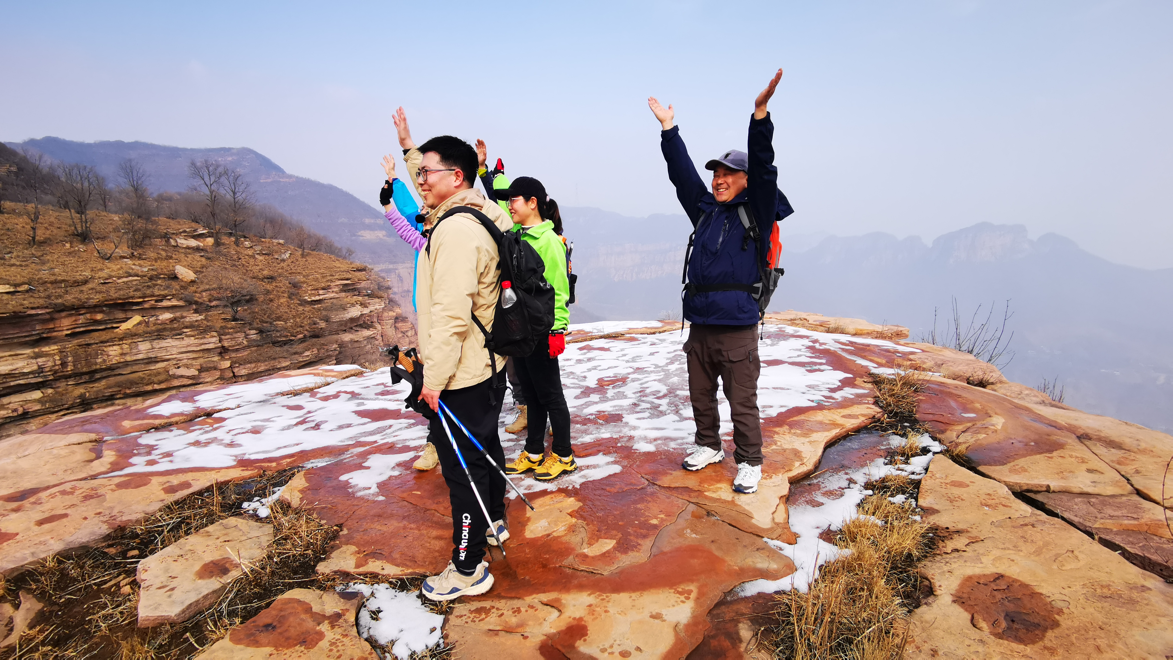 邢臺寨上村-大寨山-水門村穿越,踏雪尋蹤