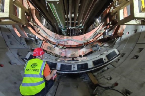 管片预埋槽道干嘛用的