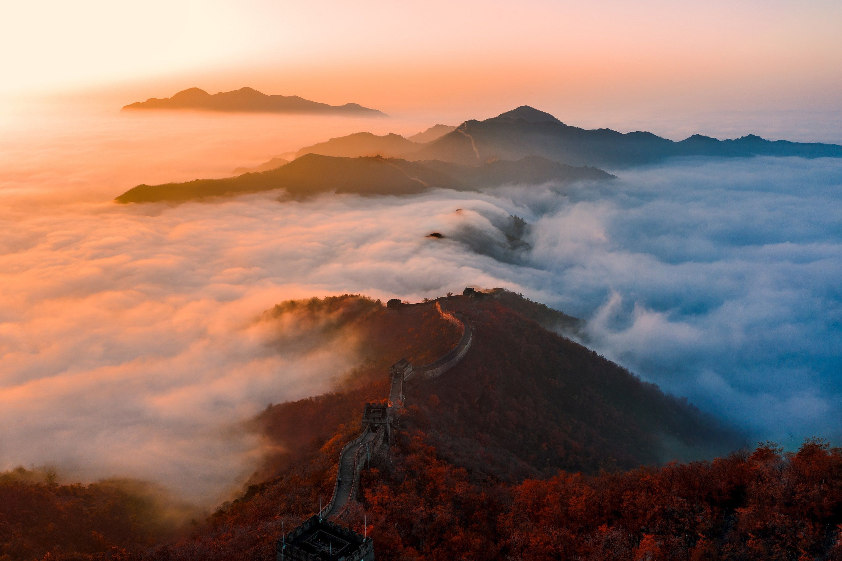 山城曙光壁纸图片