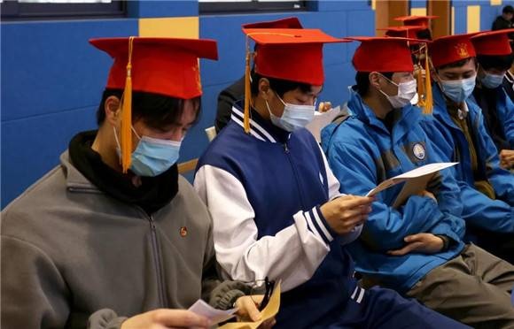 「浦东」海大附中:十八而志 责有攸归-高三年级十八岁成人仪式暨高考