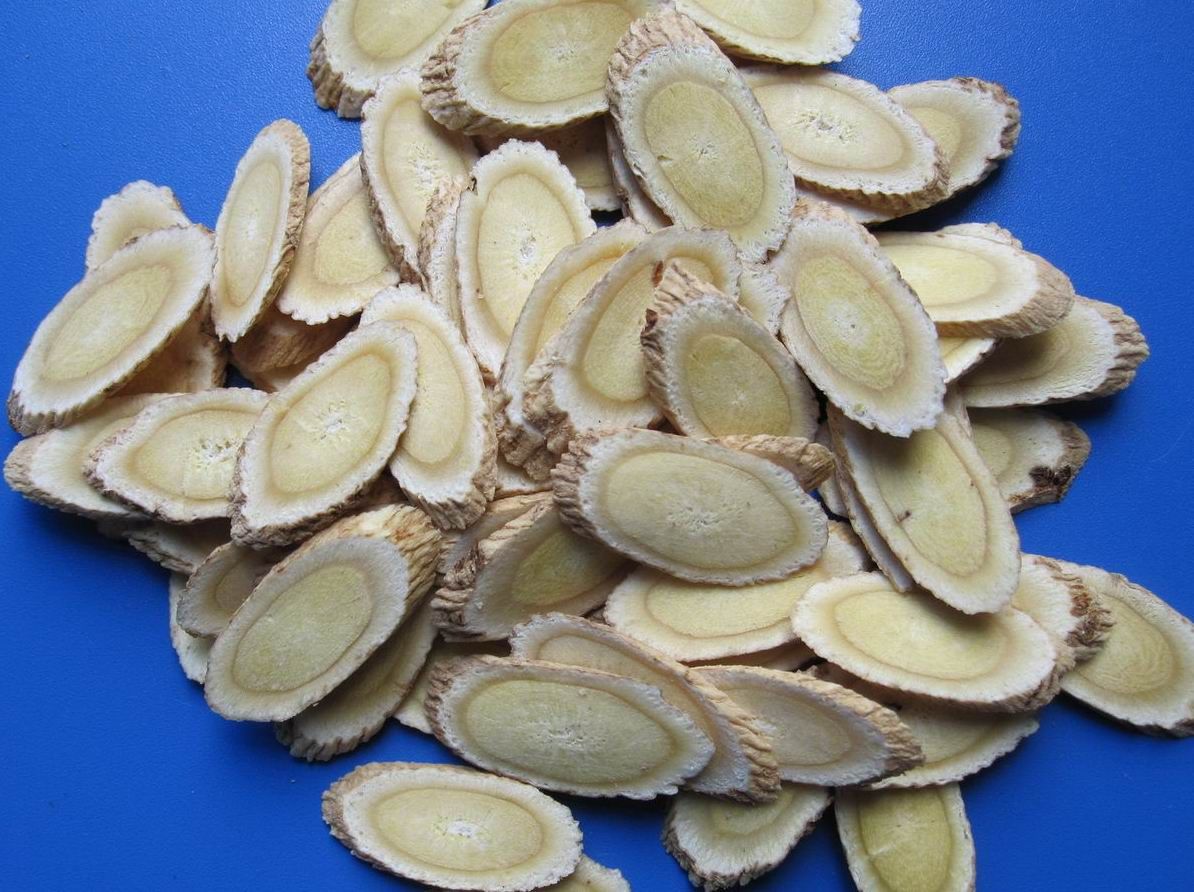 经常喝黄芪水,人为什么会变瘦?提醒:黄芪水的副作用或不要忽视