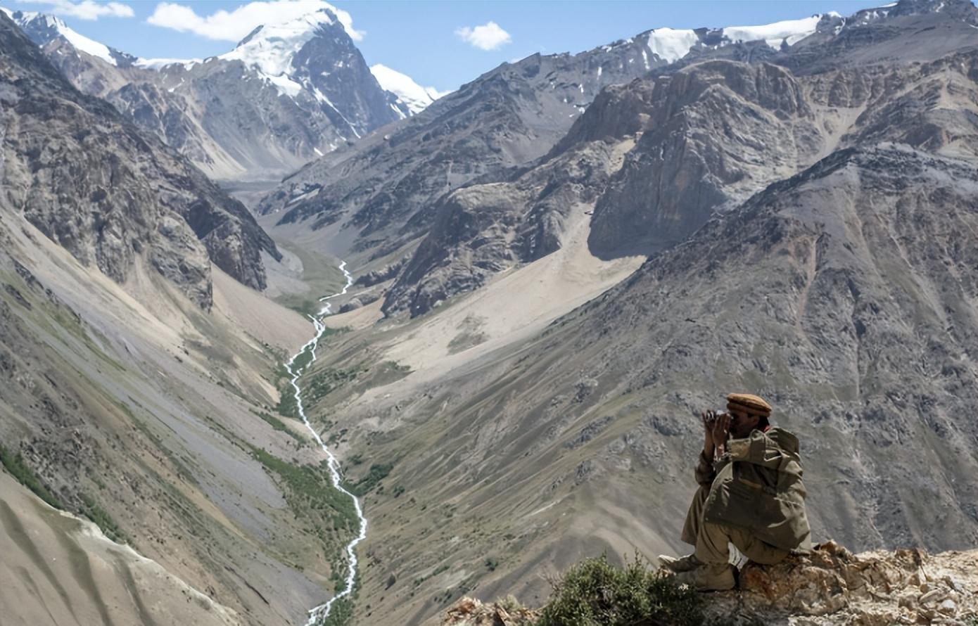 打不通瓦罕走廊,还不甘心的塔利班,换了个方式向中国提条件