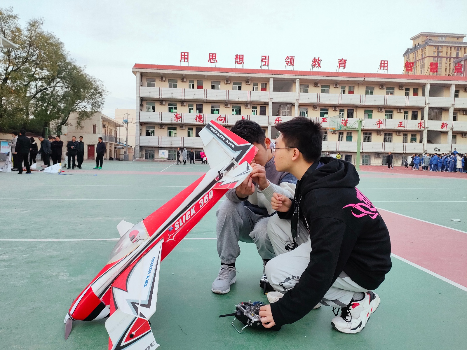 临潼骊山中学图片