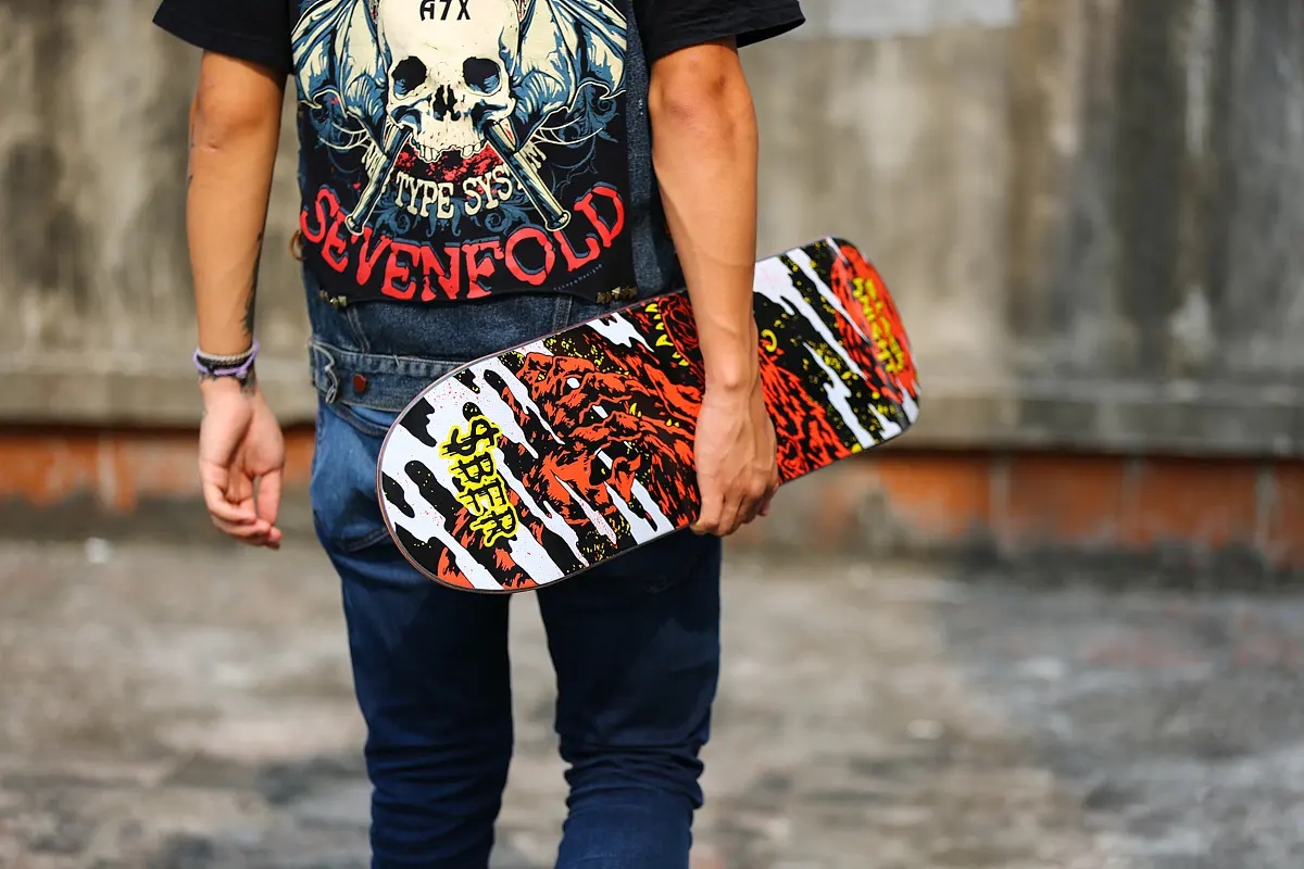 滑板如何刹车?什么样的刹车方式比较好?