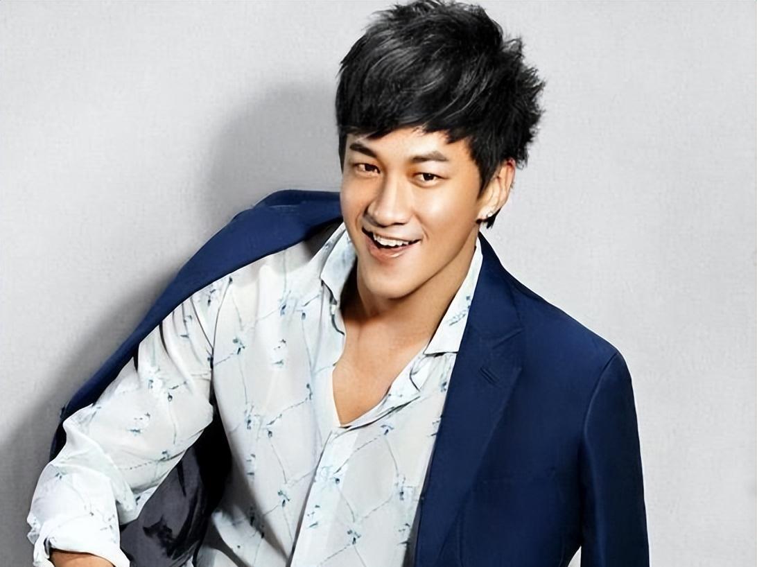 "驴脸"男星我只服这9位,去年的一滴相思泪,今年才流到嘴边?