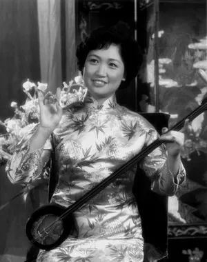 著名评弹表演艺术家余红仙逝世,她用一曲《蝶恋花》让评弹唱响大江