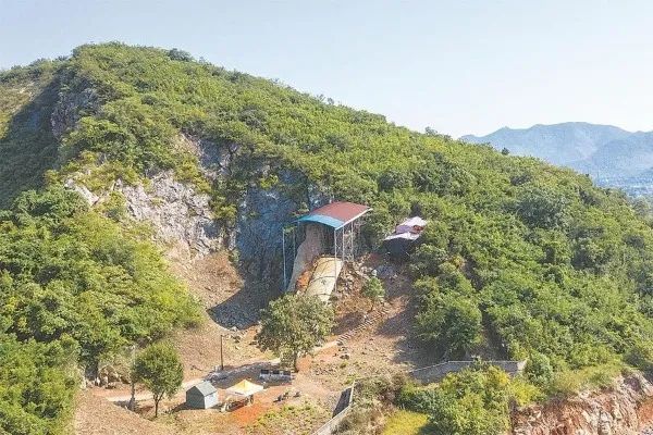 被控受贿1100多万 鸠江区原区委书记茆斌受审|芜湖早阅读