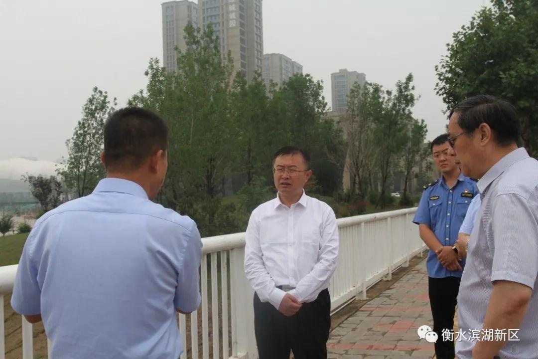 区党工委书记,管委会主任温建国实地调研督导防汛工作