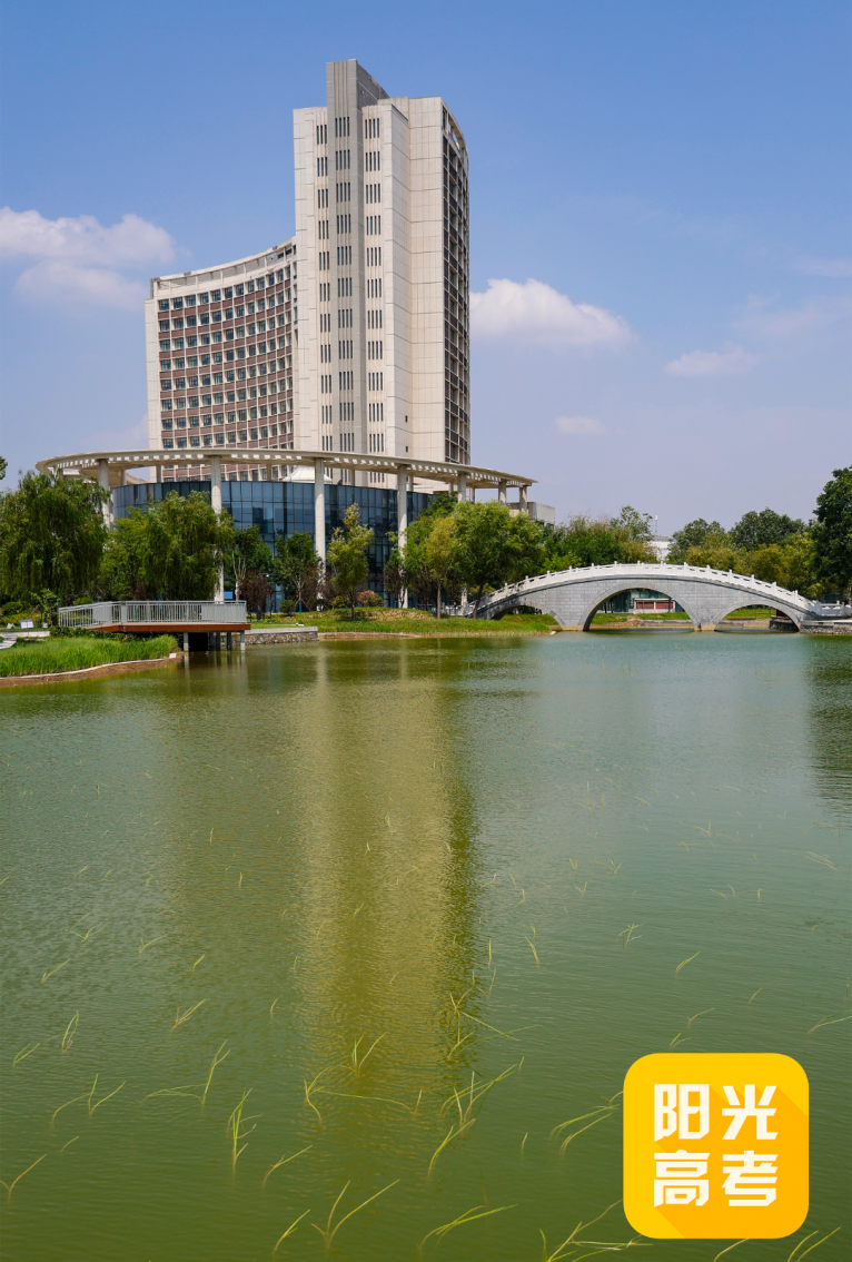 郑州旅游职业学院照片图片