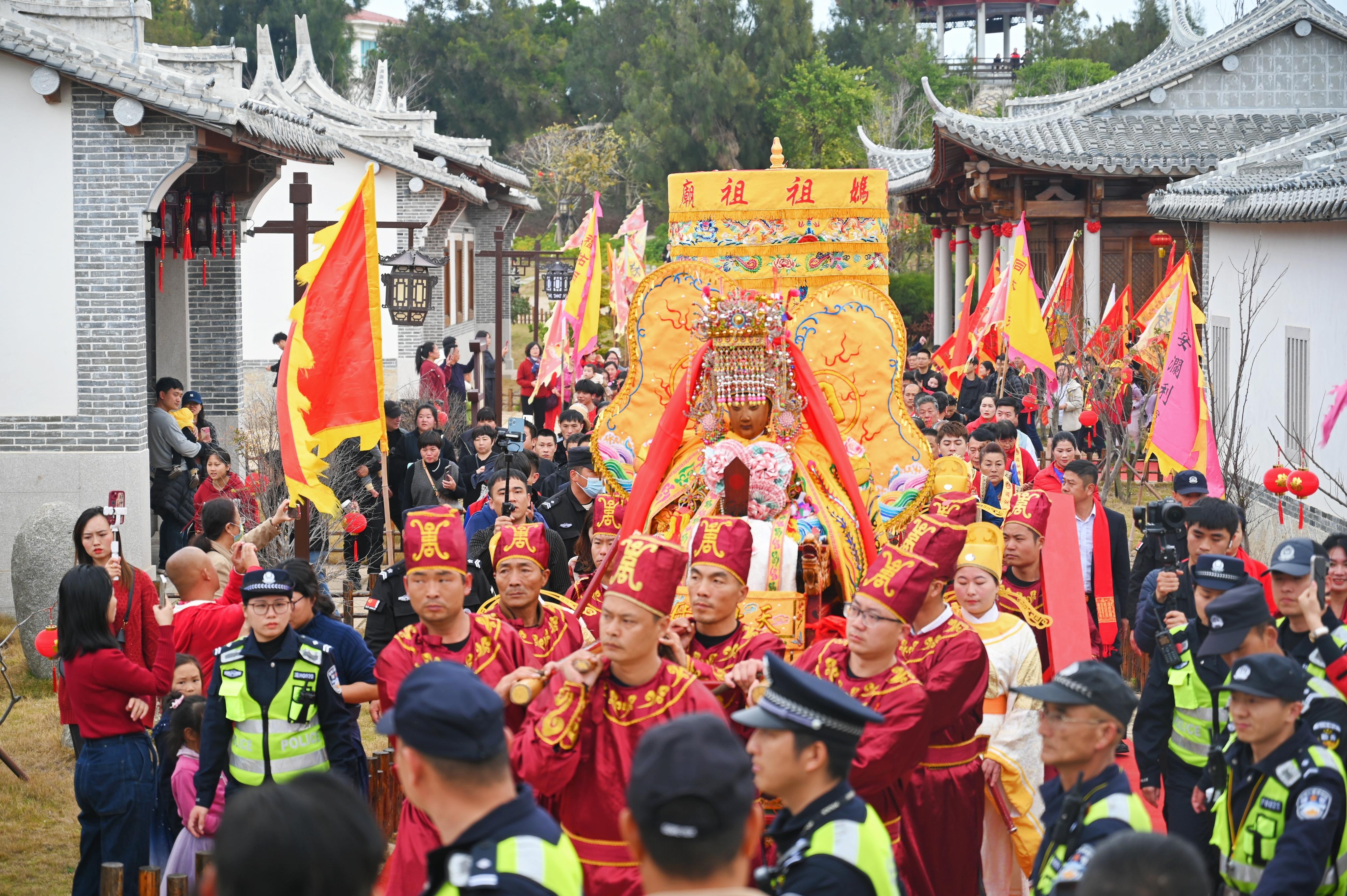 湄洲岛妈祖图片金身图片