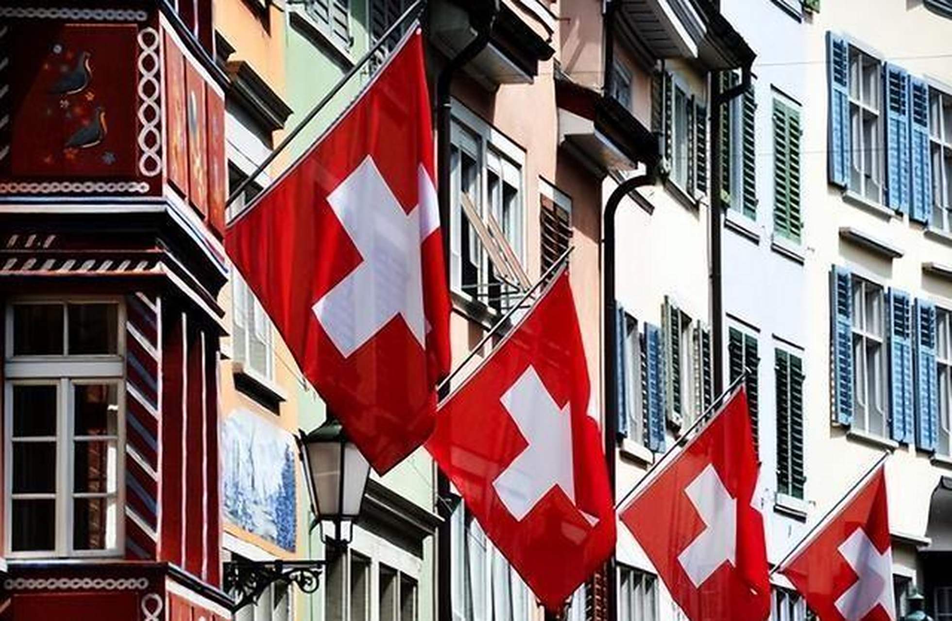 一直以来以"永久中立国"著称的瑞士是真的不要"中立国"这个身份了,此