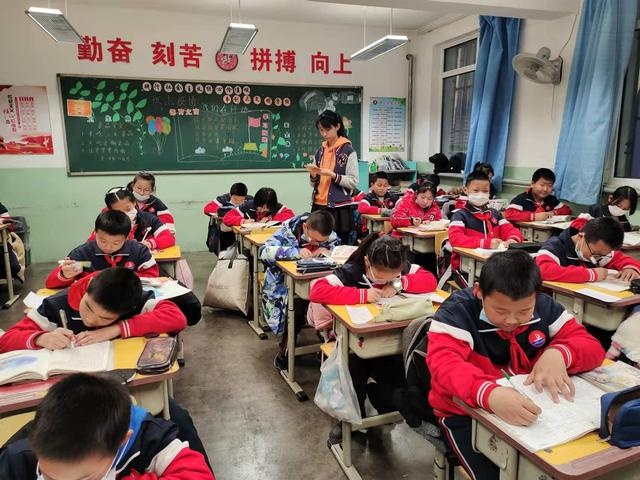 塘沽大梁子小学图片